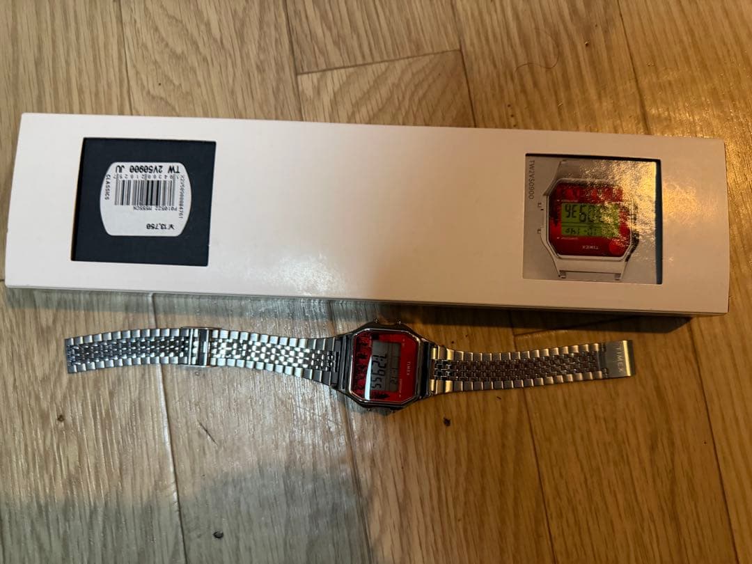 TIMEX Stranger Things デジタル時計