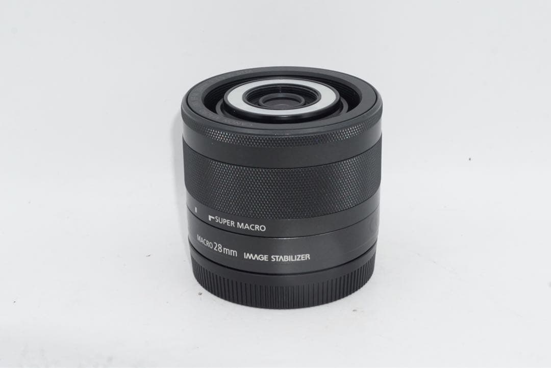 Canon EF-M 28mm f3.5 マクロレンズ