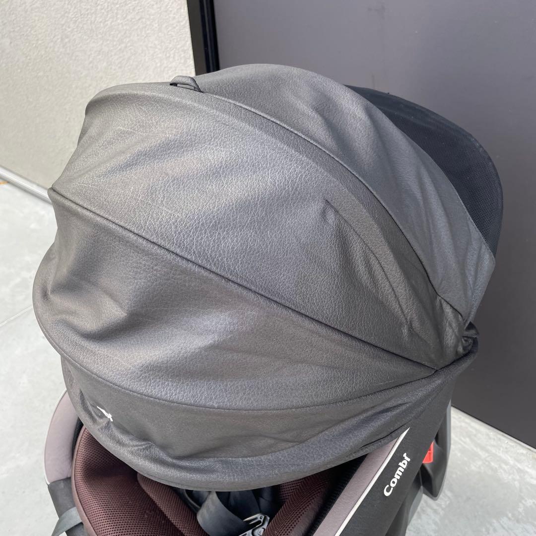 Combi チャイルドシート 360°回転