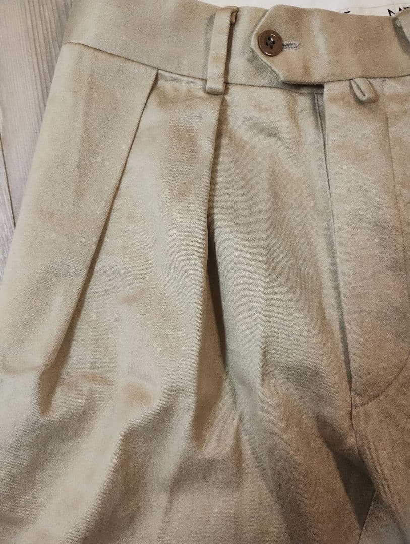 NEAT ニート　ベージュ 2タック チノパン　秋冬
