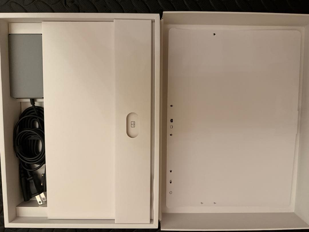 【美品】surface pro11世代 16GB +純正キーボード（ペン付き）