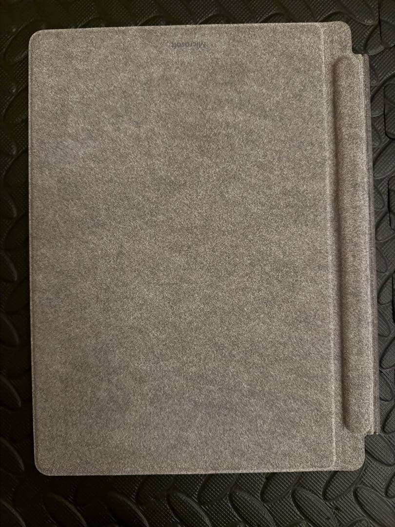 【美品】surface pro11世代 16GB +純正キーボード（ペン付き）