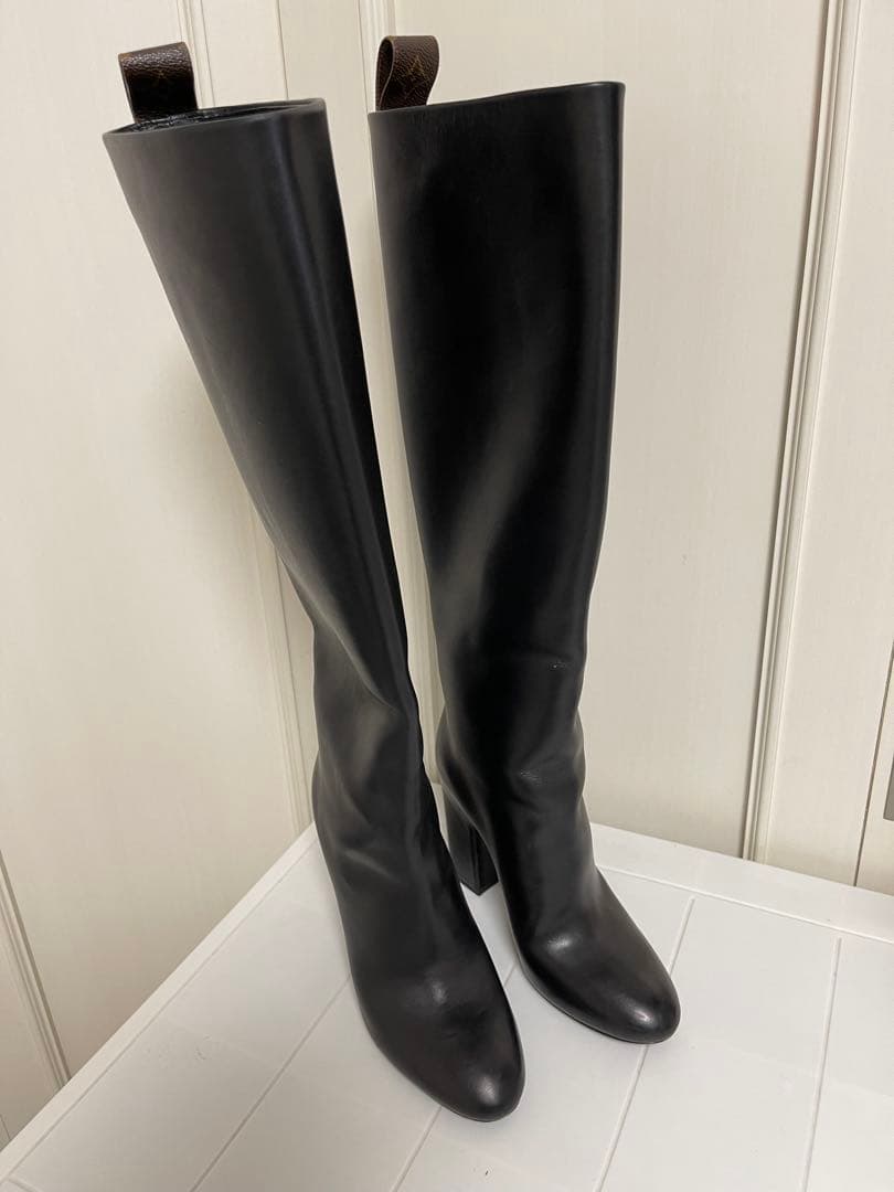 メルカリ祭価格！　ルイヴィトン　ロングブーツ