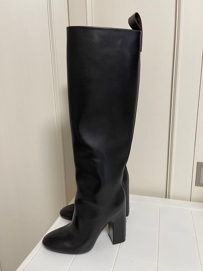 メルカリ祭価格！　ルイヴィトン　ロングブーツ