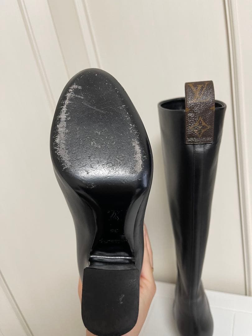 メルカリ祭価格！　ルイヴィトン　ロングブーツ