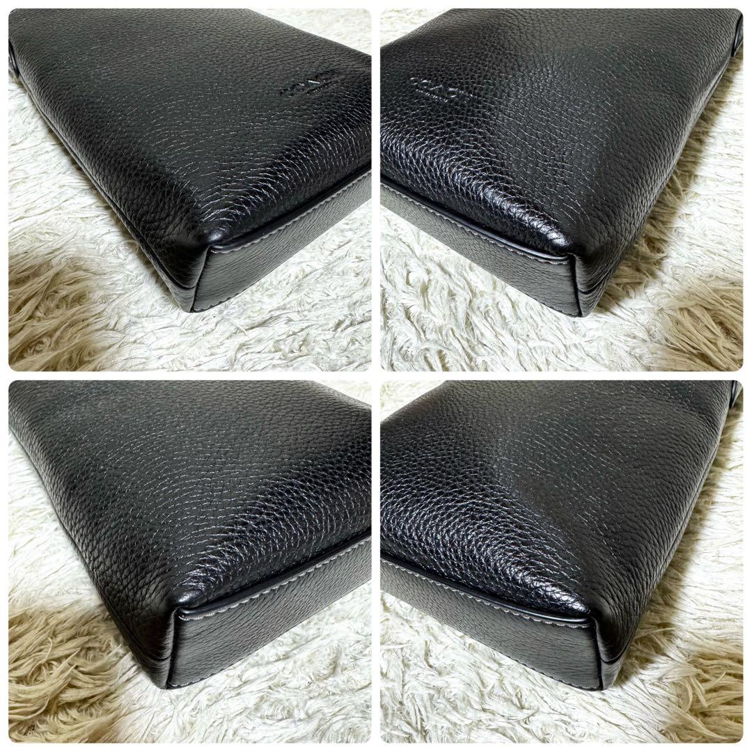 コーチ　ランヤード　クロスボディ　ショルダーバッグ　レザー　ブラック　斜め掛け