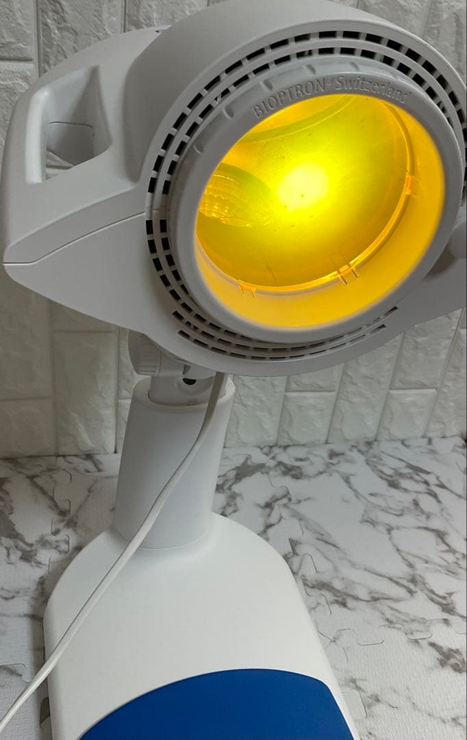 BIOPTRON Pro1 バイオプトロン 光美容器 カバーケース付