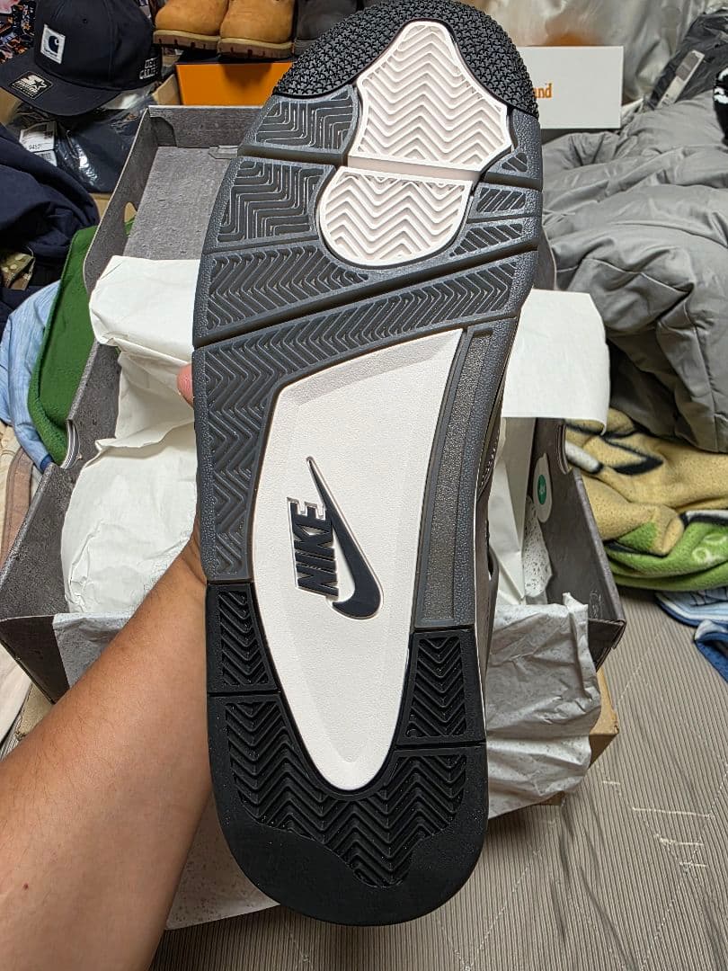 シューズ(男性用) Air Jordan 4 Retro Cave Stone