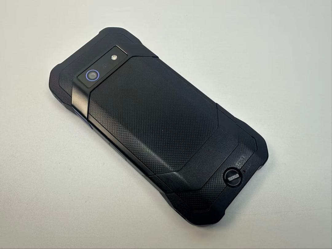 NTTdocomo Dura Force 京セラ KY-51D