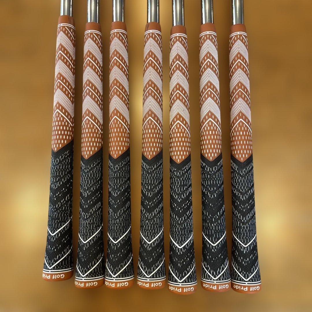 三浦技研　CB-1008 アイアン　モーダス125 S 4〜P スパイン済