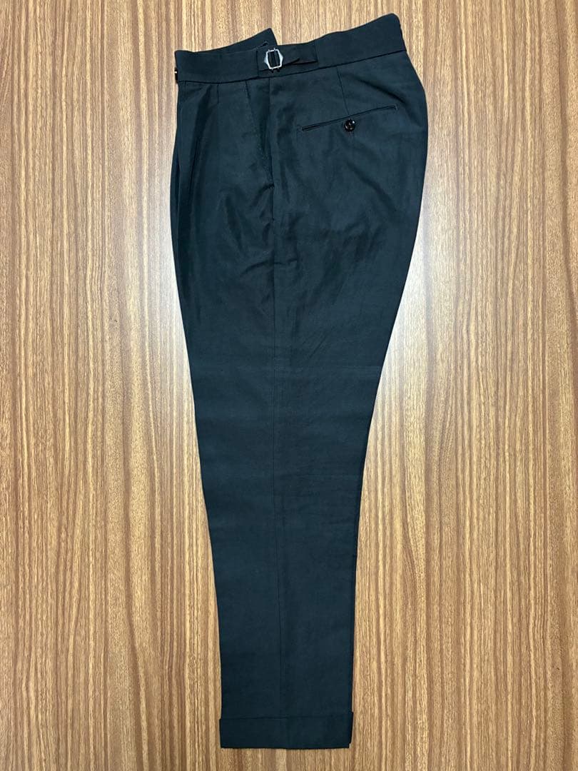 BERWICH SCOTCH 2プリーツ リネンコットン サイドアジャスター