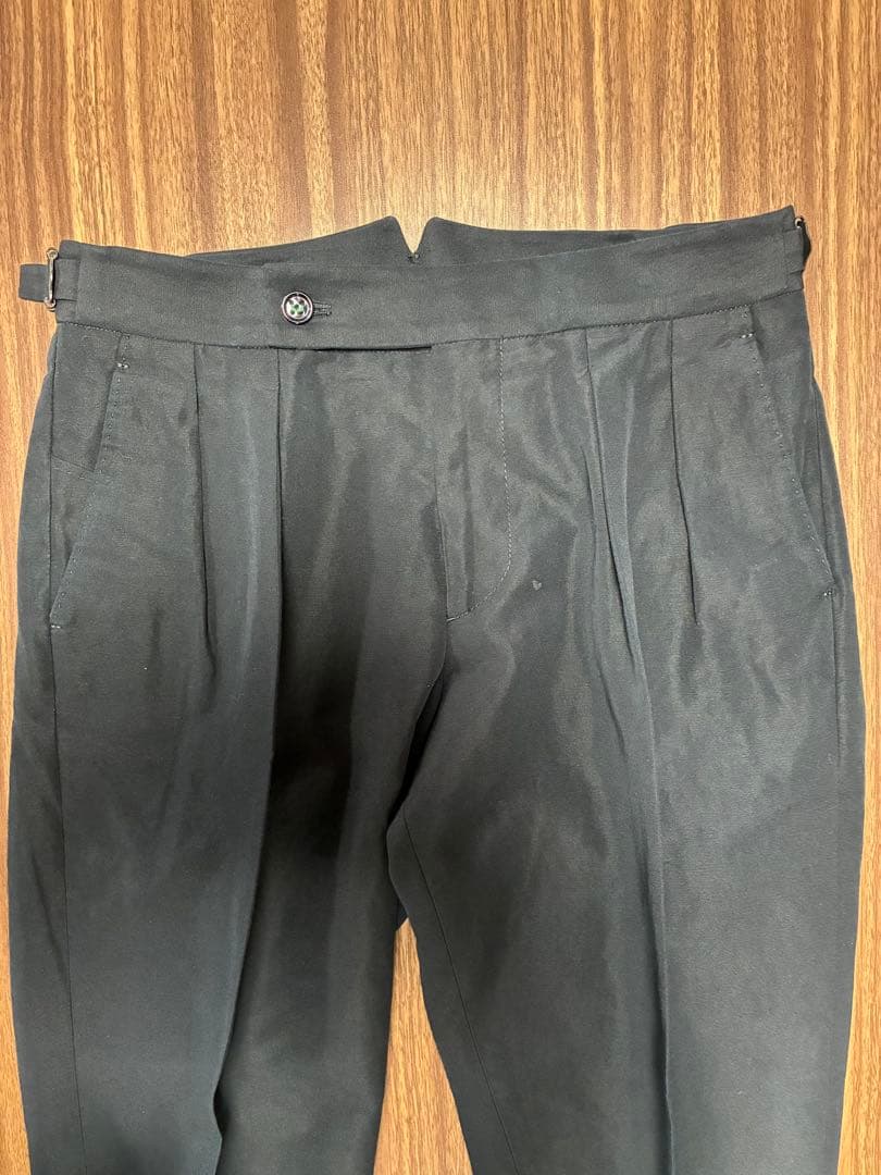 BERWICH SCOTCH 2プリーツ リネンコットン サイドアジャスター