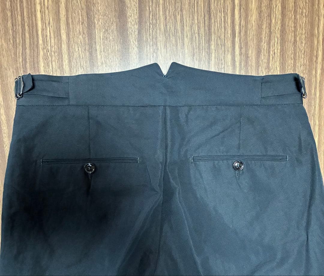 BERWICH SCOTCH 2プリーツ リネンコットン サイドアジャスター