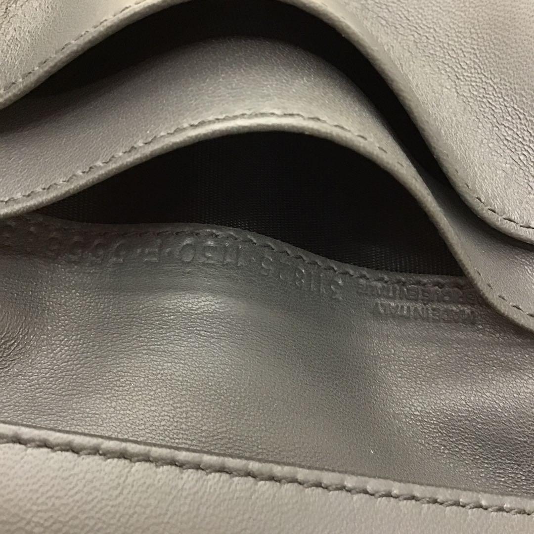 ❣️美品❣️ BALENCIAGA バレンシアガ　レザー 名刺入れ グレー