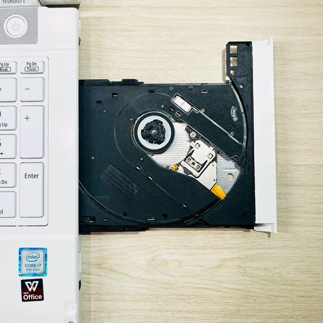 【高性能】8世代i7✨SSD256GB✨カメラ付✨DVD✨ノートパソコン