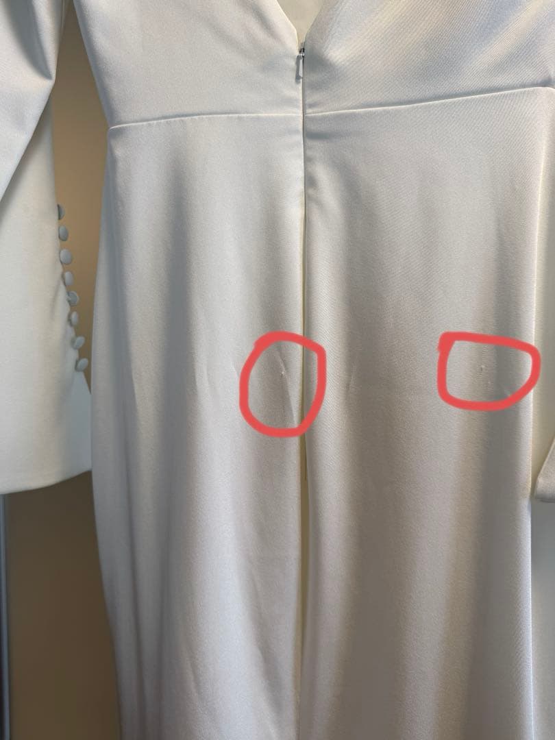 ドレスプロダクション　Vネック　フレアスリーブウェディングドレス　W159