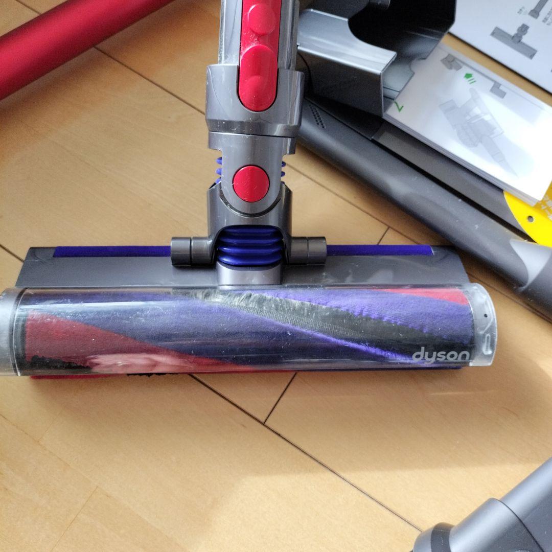 dyson ダイソン　V8 Slim Fluffy SV10KSLM