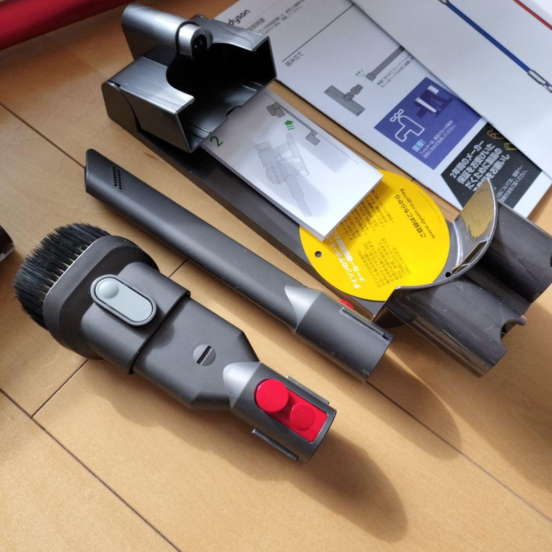 dyson ダイソン　V8 Slim Fluffy SV10KSLM