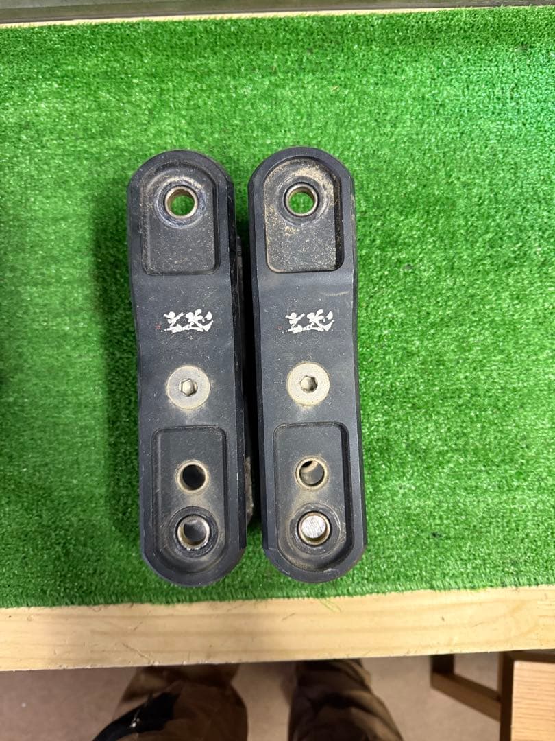 ハイエース200系　Genb リフトアップシャックル SSP02H