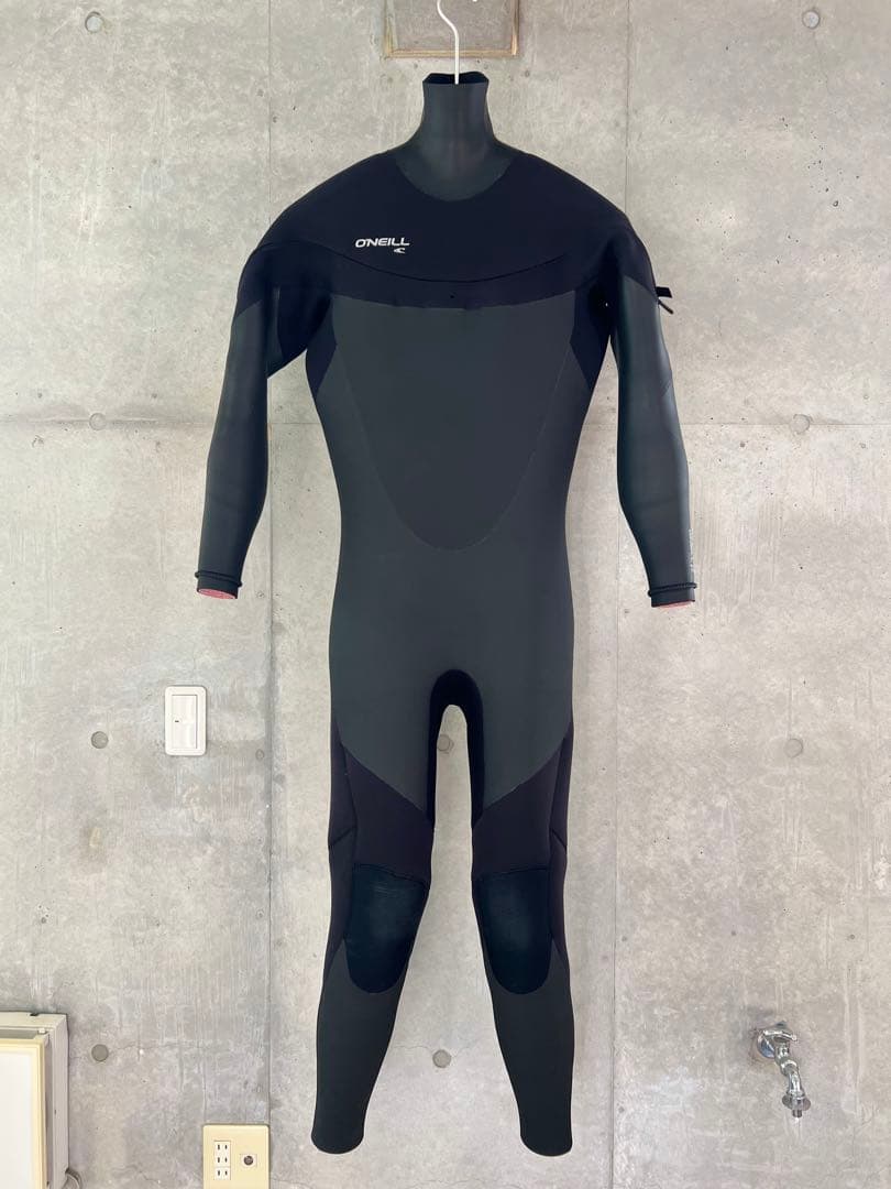 ✨【４R・美品】O’NEILL SUPERFREAK 5×3 セミドライ LB✨