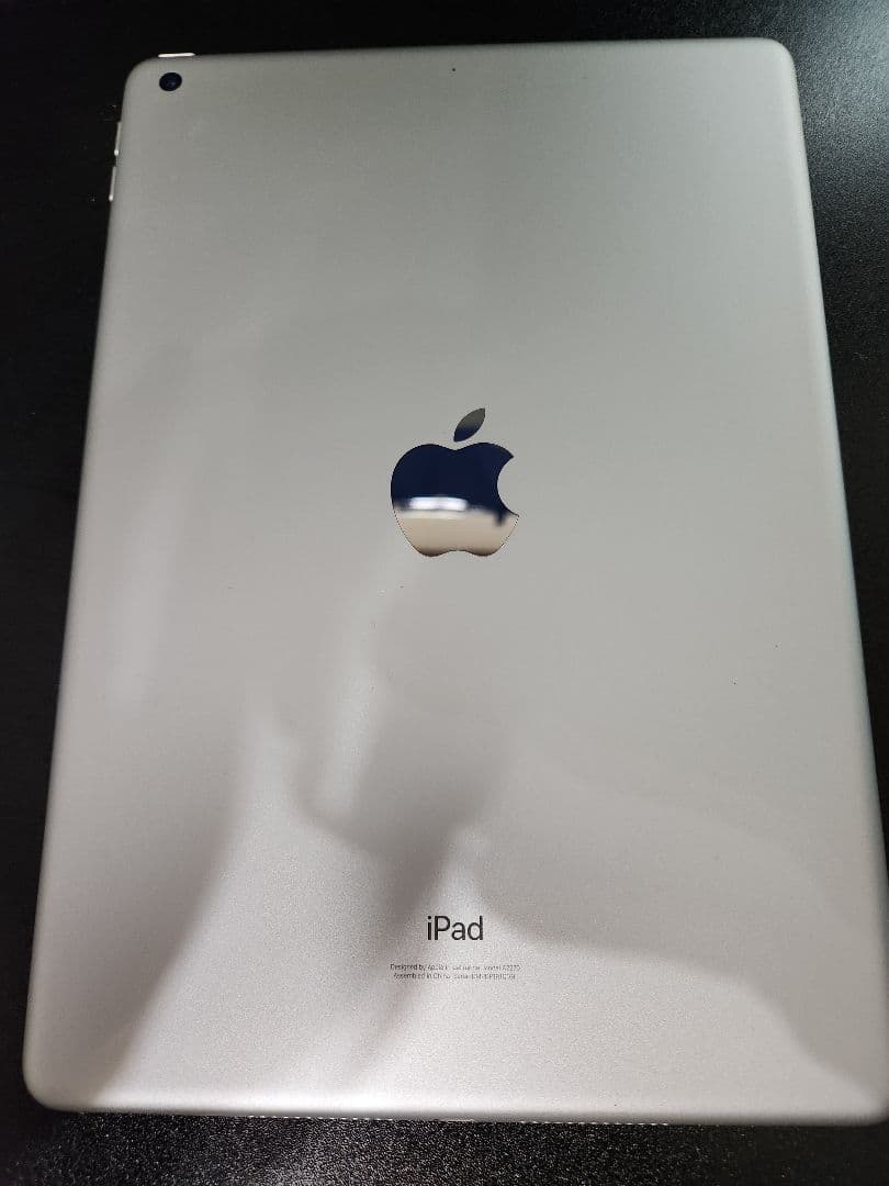 APPLE iPad 10.2インチ 第8世代 Wi-Fiモデル 128GB …