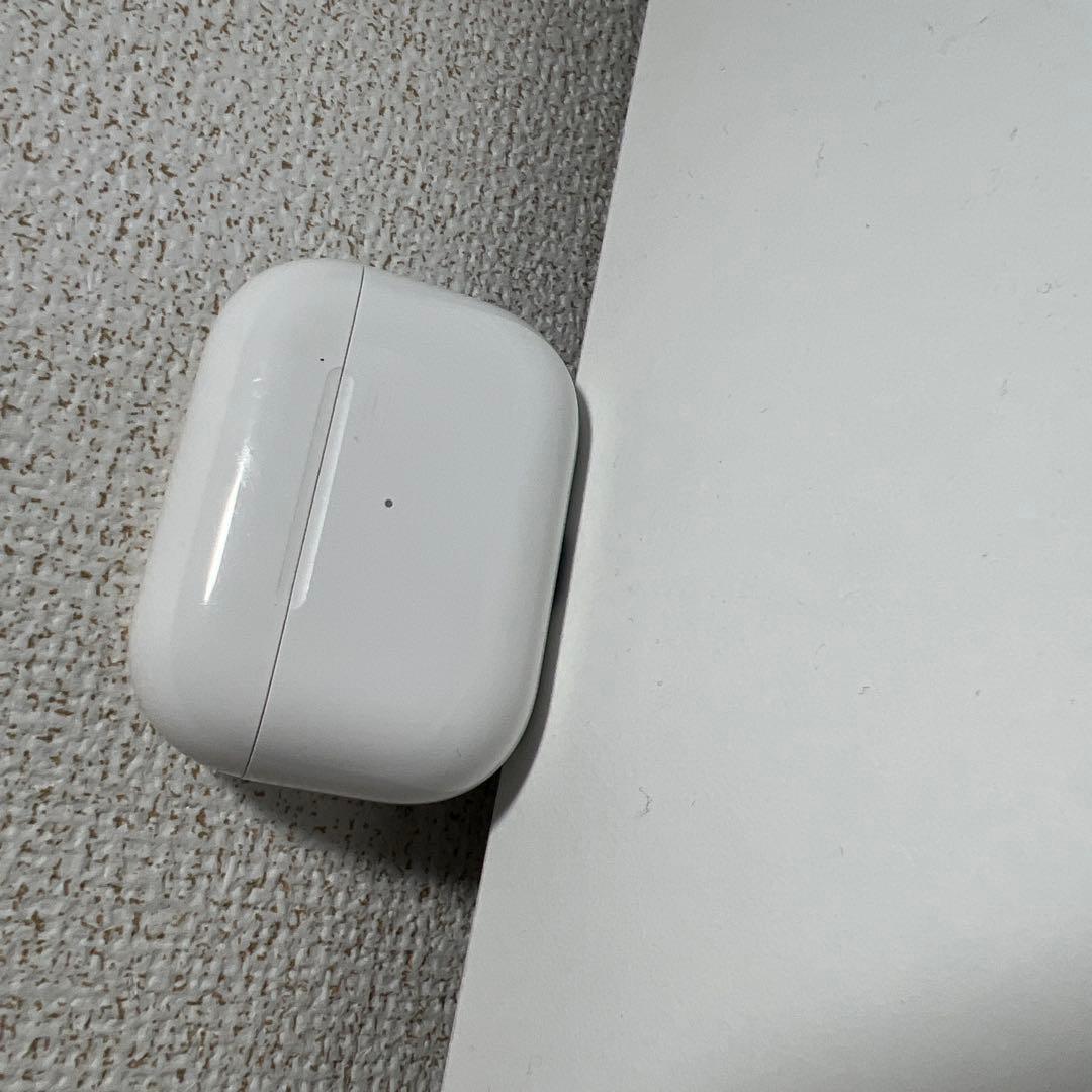 AirPods Pro 第一世代本体 ホワイト 充電ケース付き