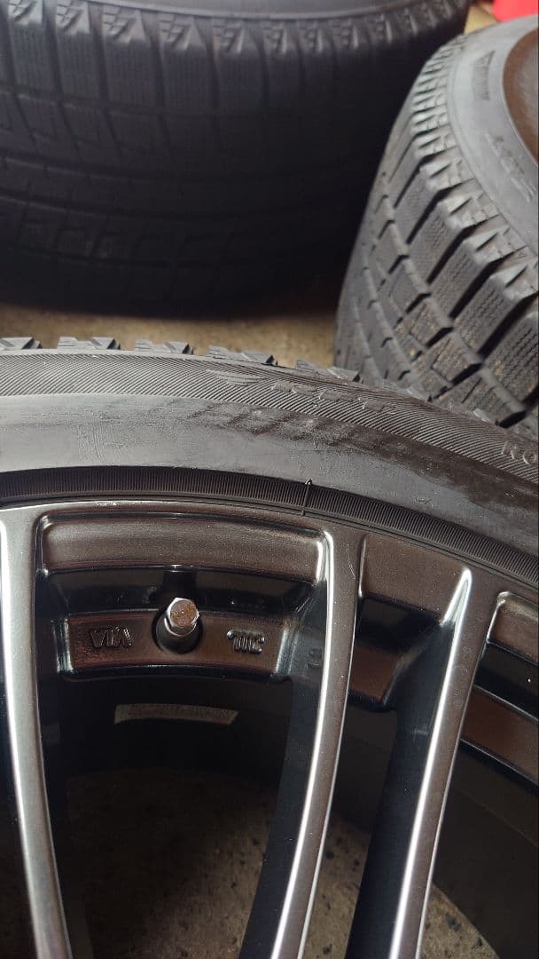  スタッドレス RFT バリ溝 送料込み　ホイールセット