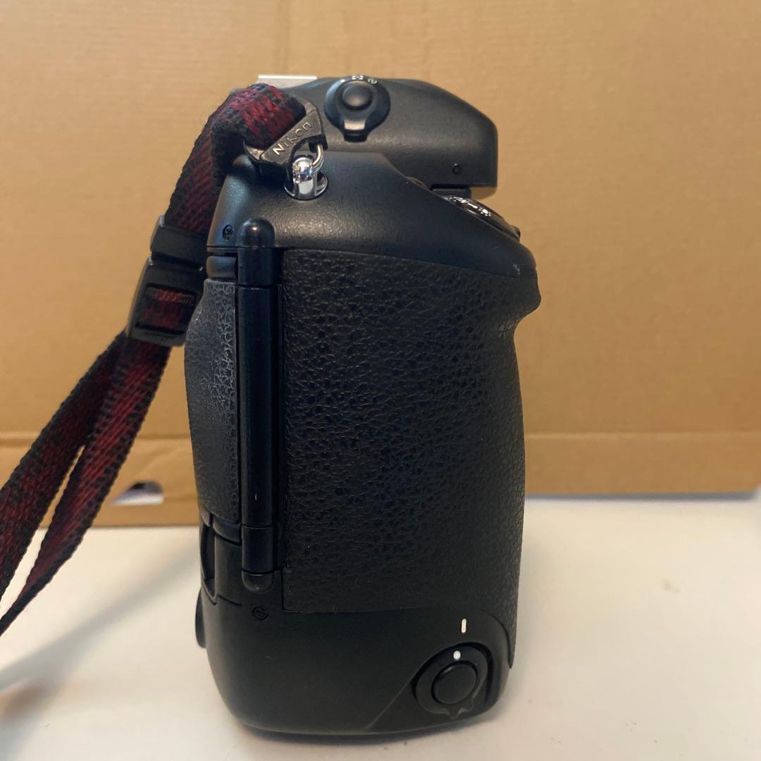 【ジャンク品】Nikon F5 一眼レフカメラ