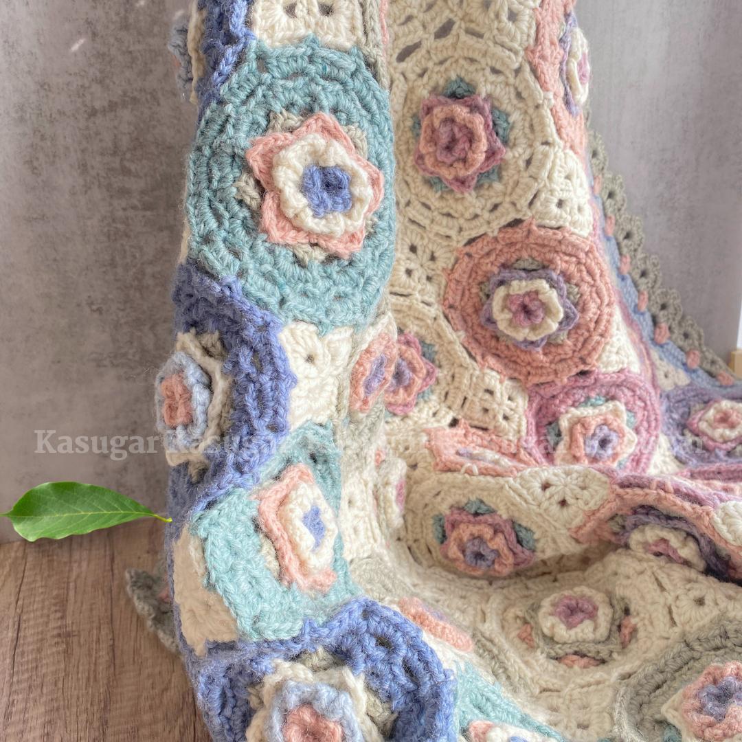 Roselle モチーフ かぎ針 編み マルチカバー ひざかけ こたつカバー