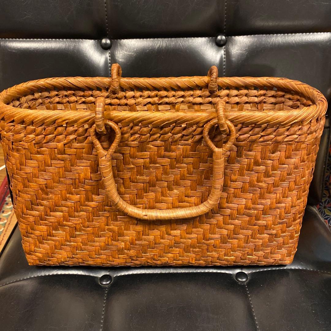 山葡萄カゴバッグ　伝統工芸　かごバッグ　やまぶどう　網代編　山葡萄　籠バッグ