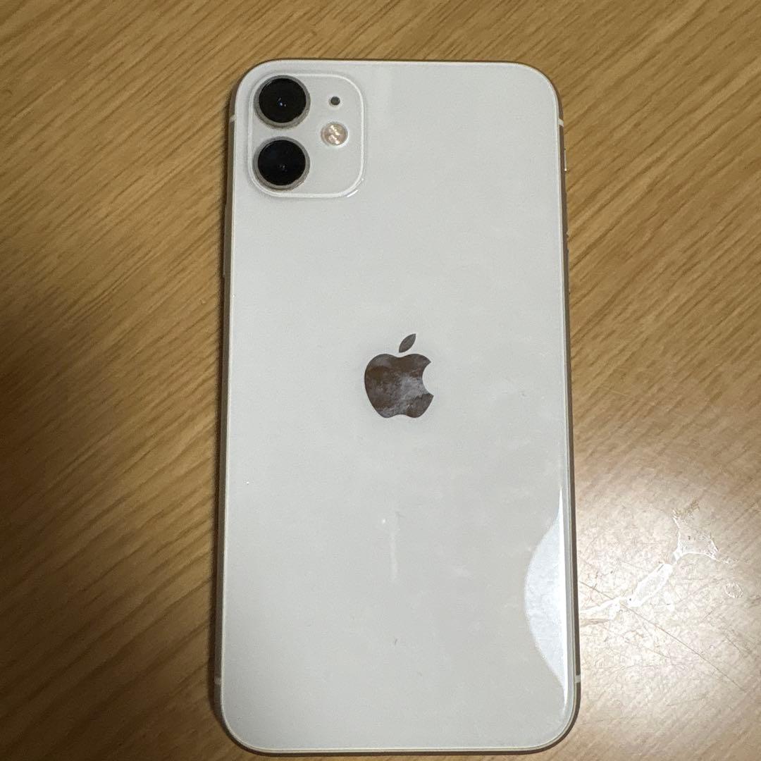 iPhone 11 ホワイト 本体