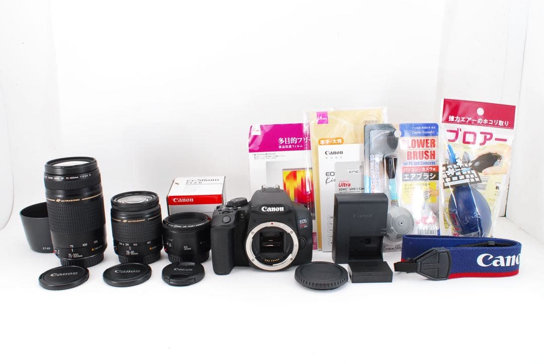 Canon EOS Kiss X10i標準&望遠&単焦点トリプルレンズセット