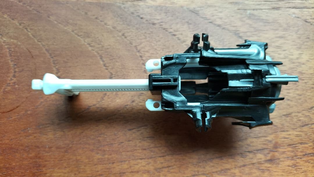 希少　クロスファイトビーダマン　メタルコア　4点セット