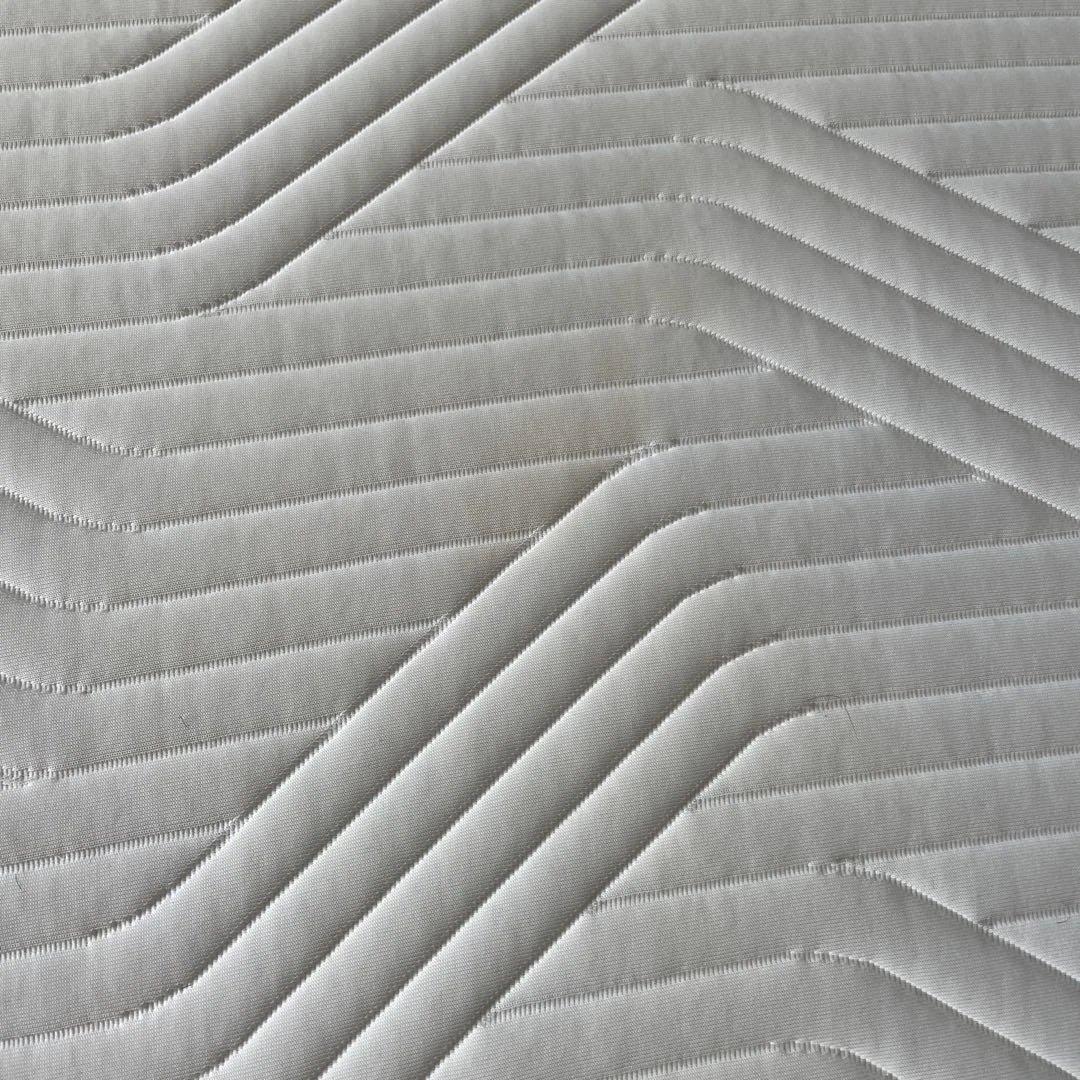 テンピュール　ダブルベッド　マットレス