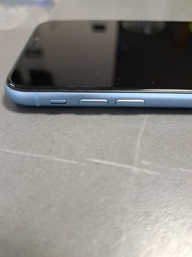 Apple iPhone XR 本体 バッテリー 86%