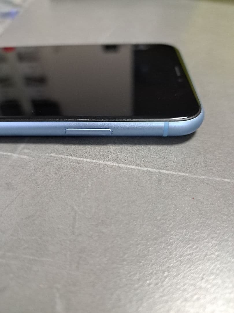 Apple iPhone XR 本体 バッテリー 86%