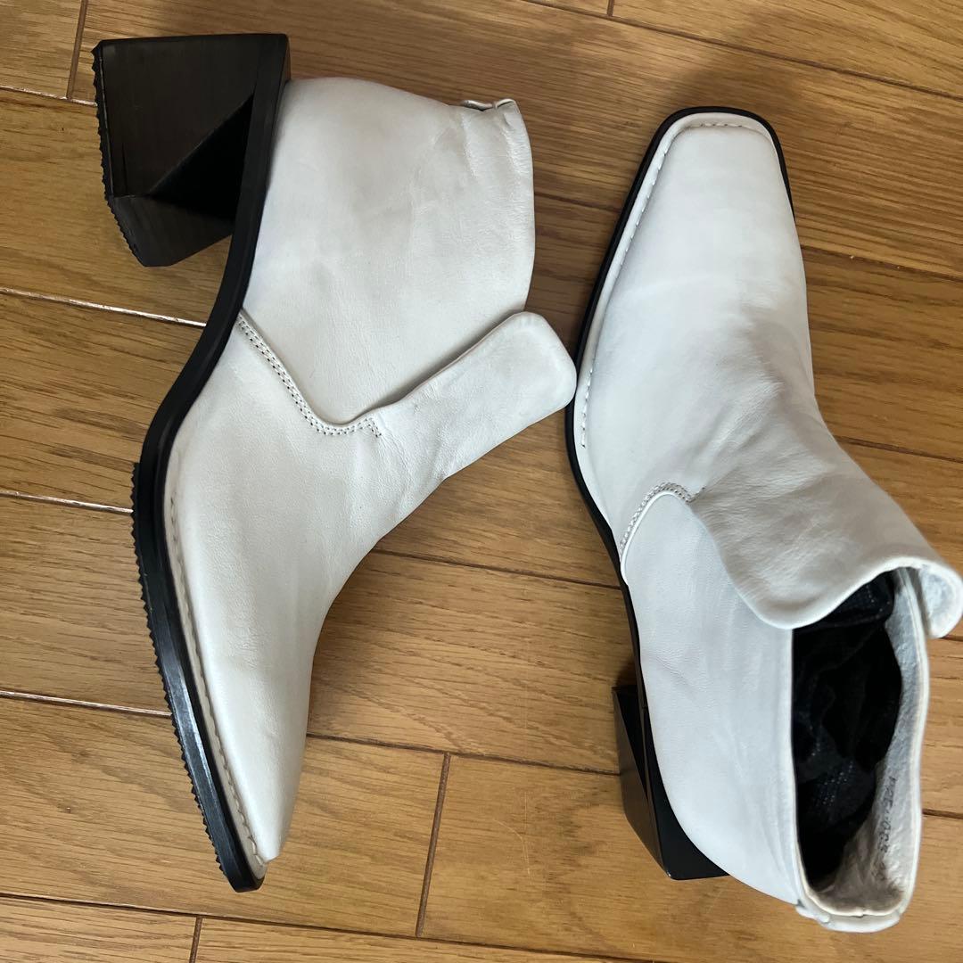 ご購入者さま決まりました。Ph7 ピアカッテ　ホワイトレザー アンクルブーツ39