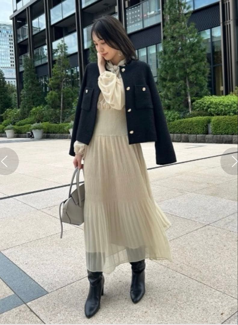 新品　fray i.d ウエストリブマジョリカプリーツワンピース クリーム