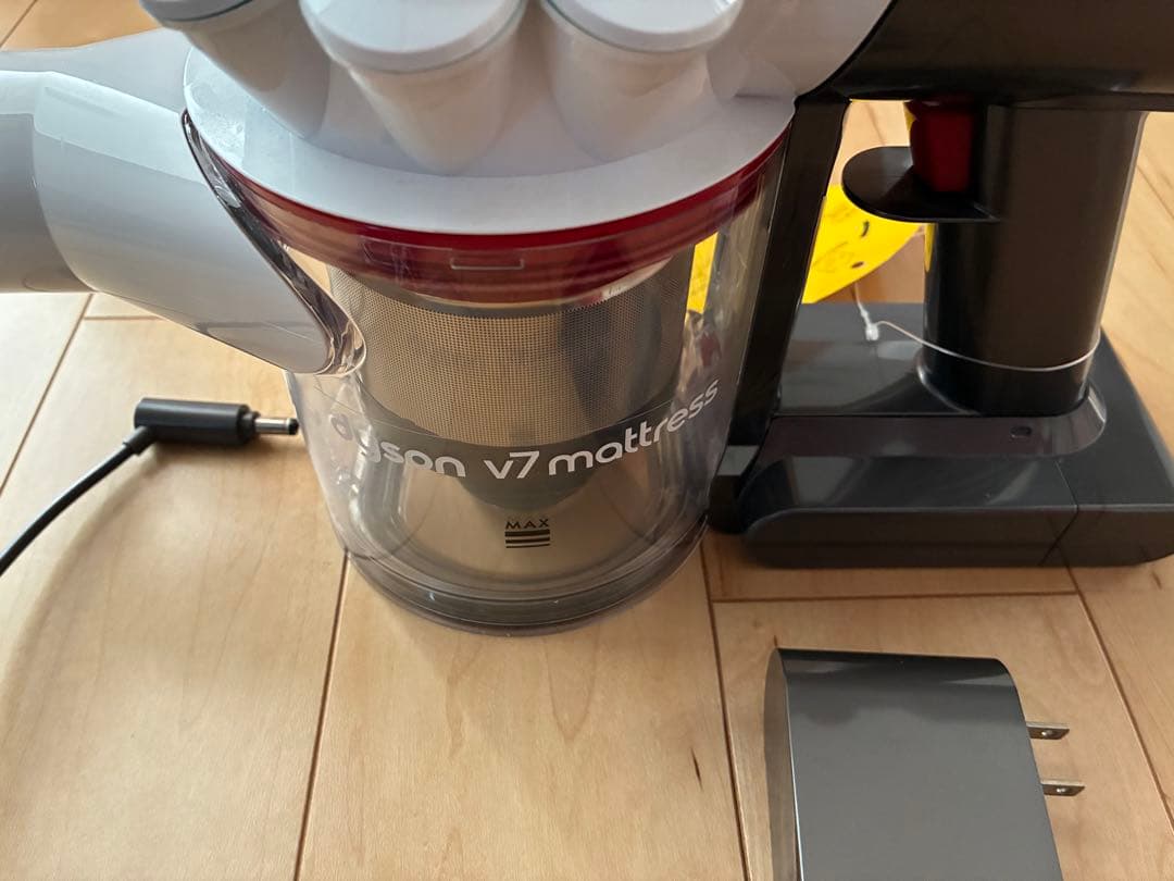 【dyson V7 Mattress HH11】ダイソンコードレスクリーナー