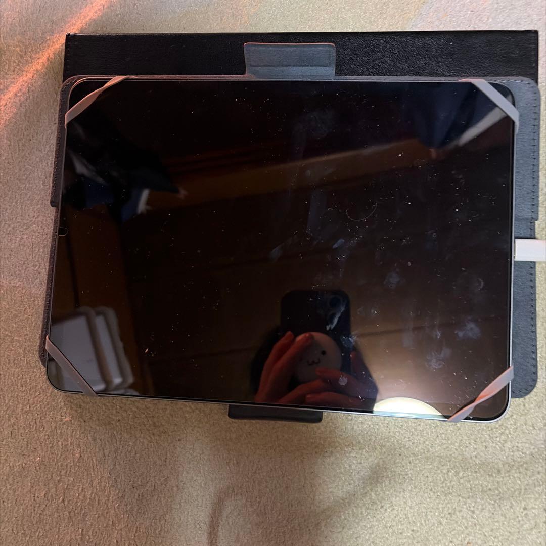 iPad Pro二世代　128㎇　Wi-Fiモデル　ケース付き