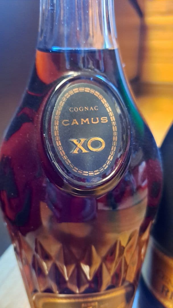 CamusXO　レミーマルタン　各１本ずつ　２本です♪