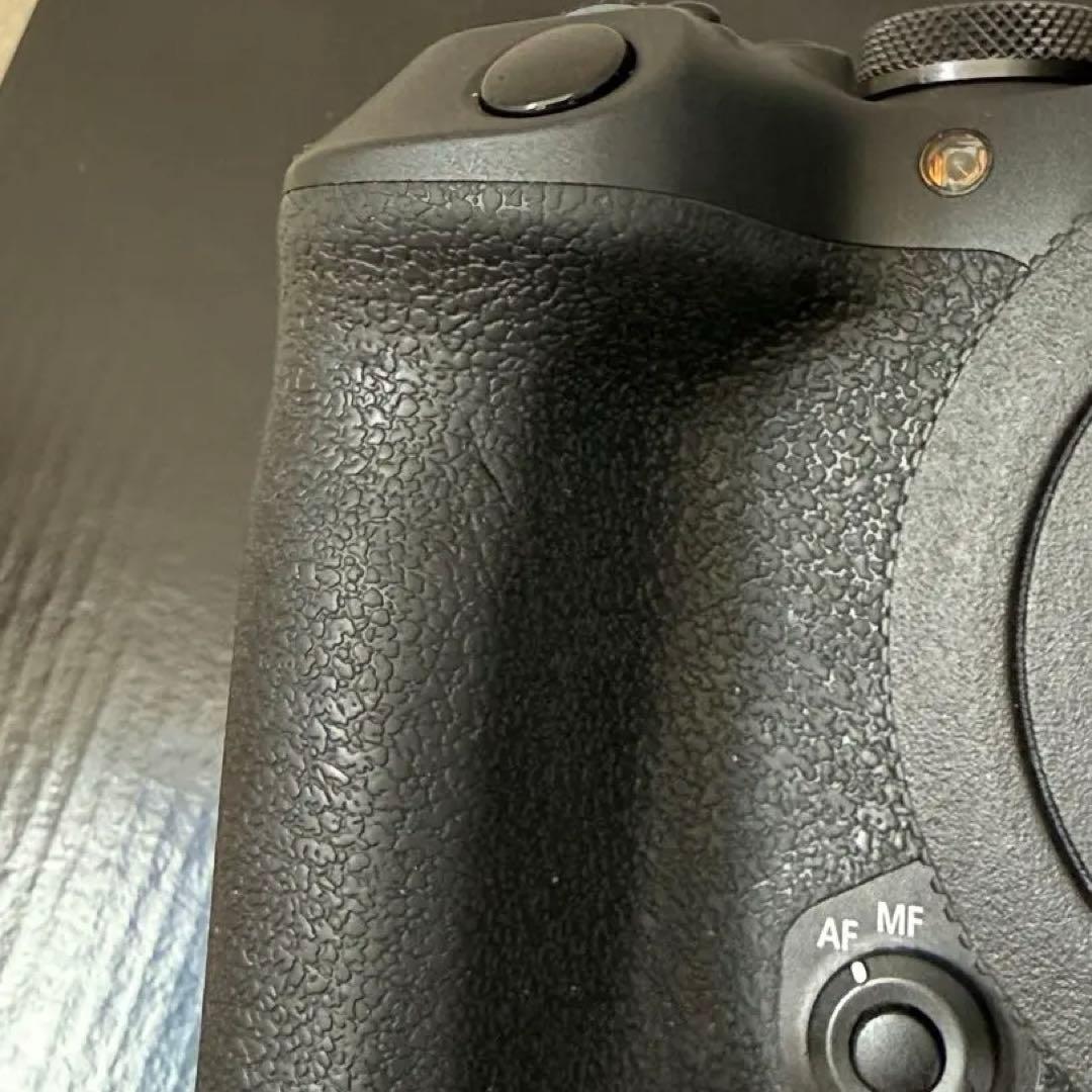 asch Canon EOS R10 ダブルズームキット 美品