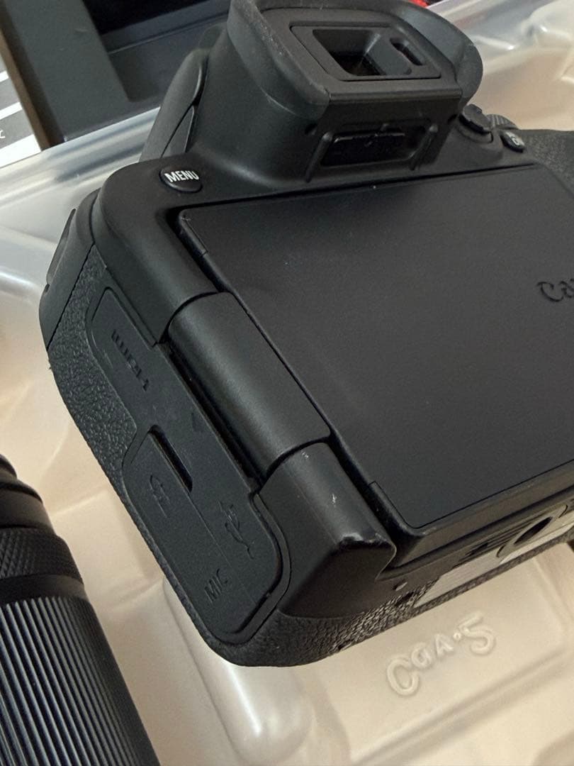 asch Canon EOS R10 ダブルズームキット 美品