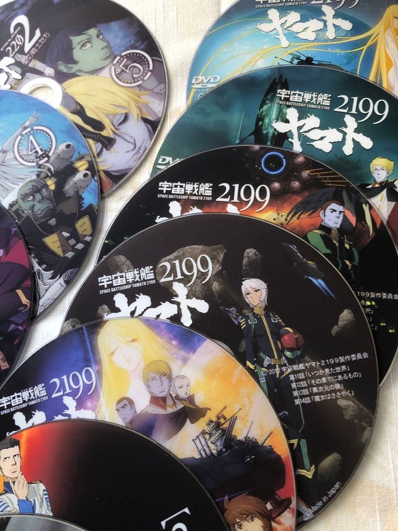 DVDプレーヤー、DVD（エージェント・オブ・シールド他全33枚）　セット