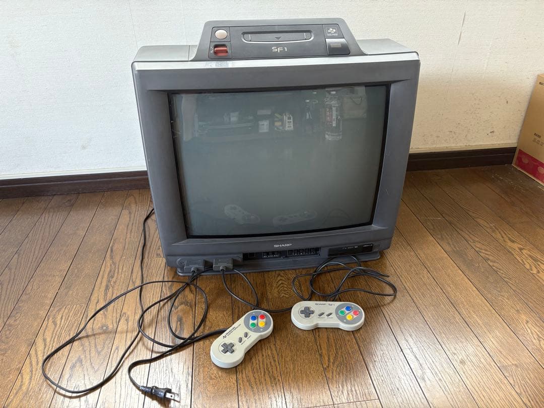 SHARPスーパーファミコン内蔵テレビ　21G-SF1 コントローラー2個付き