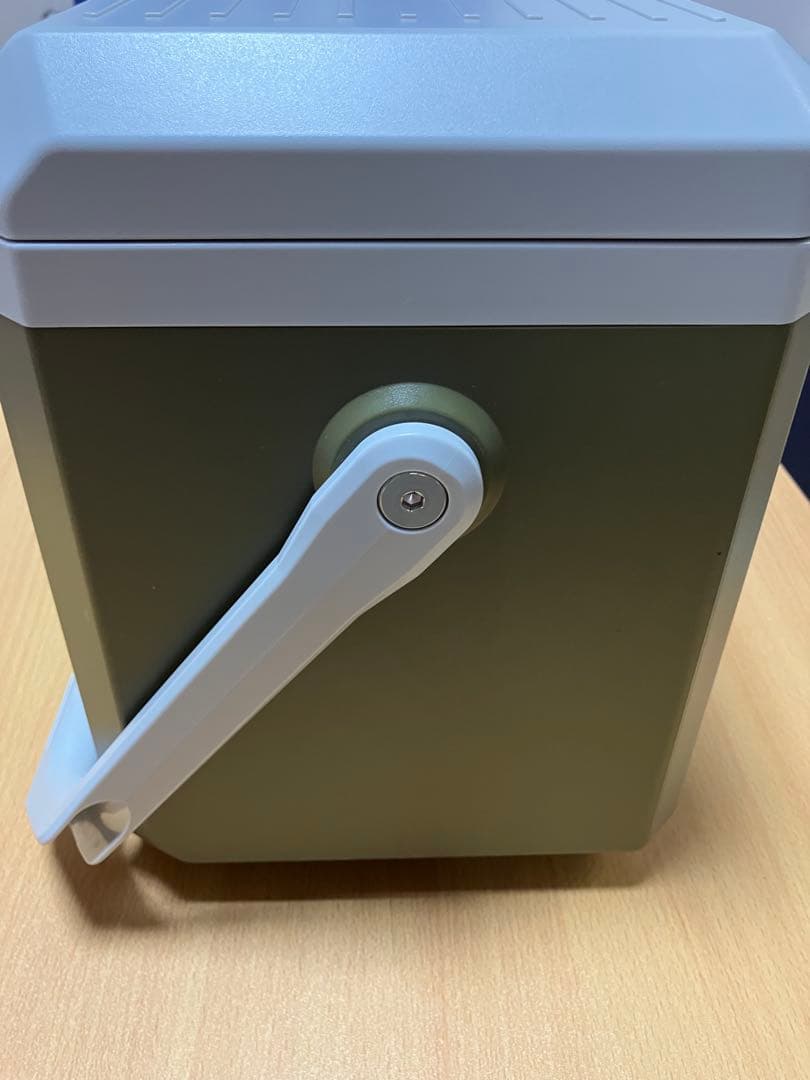 マキタ充電式保冷温庫CW003G