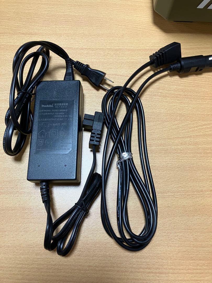 マキタ充電式保冷温庫CW003G