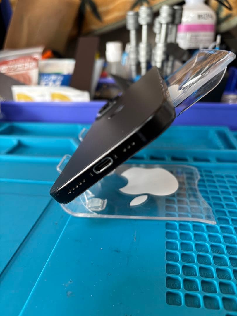 動作確認済み iPhone 15 256GB バッテリー84%