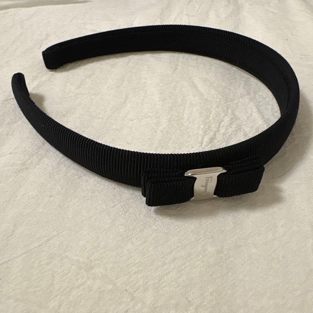 Salvatore Ferragamo ブラック　カチューシャ