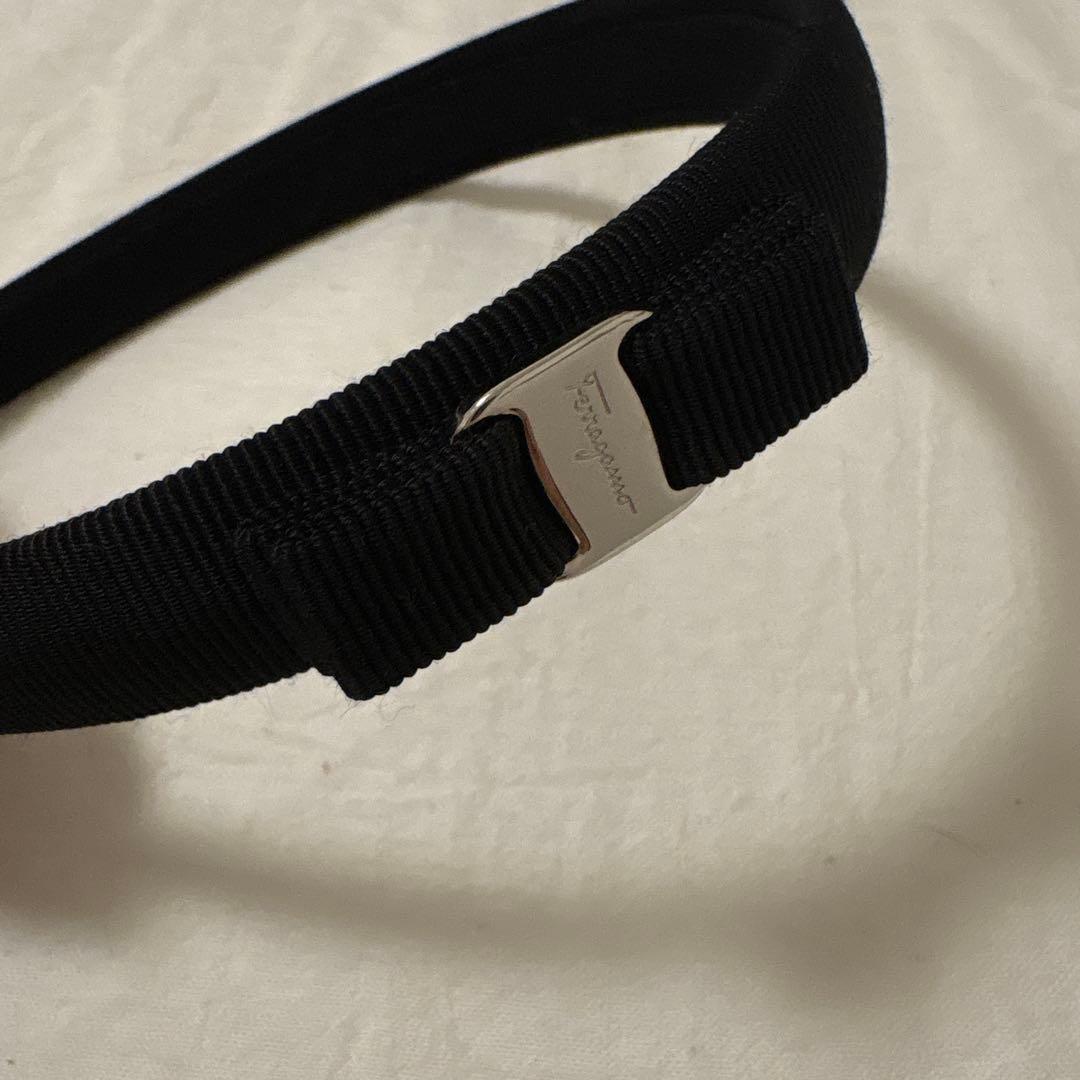 Salvatore Ferragamo ブラック　カチューシャ